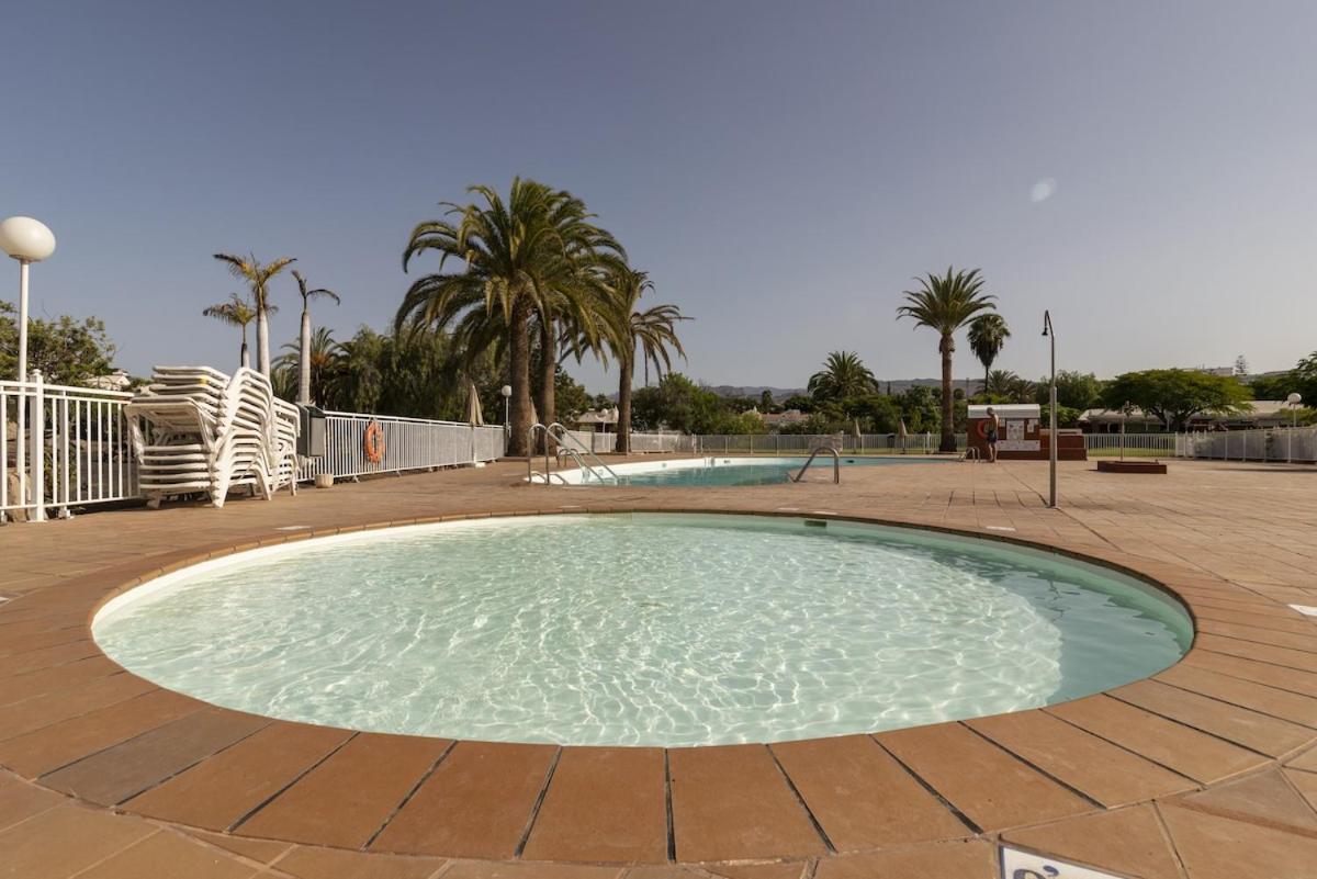 Bungalow Familiar Complejo Melocotones Maspalomas มาสปาโลมาส ภายนอก รูปภาพ